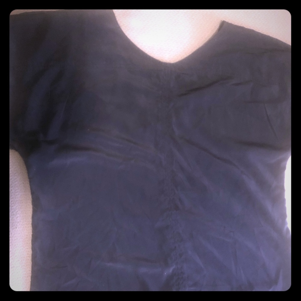 Short sleeve v knock blouse